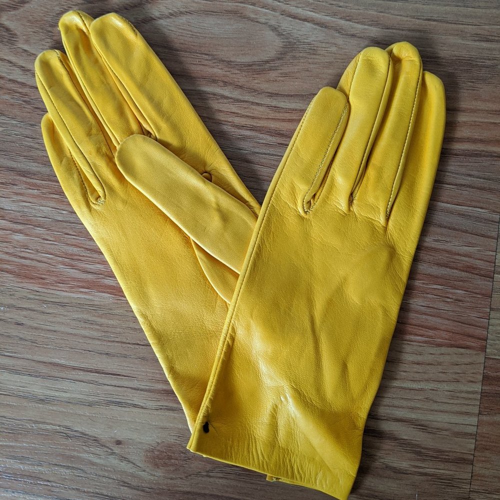 BRAND NEW GENUINE LEATHER GLOVES